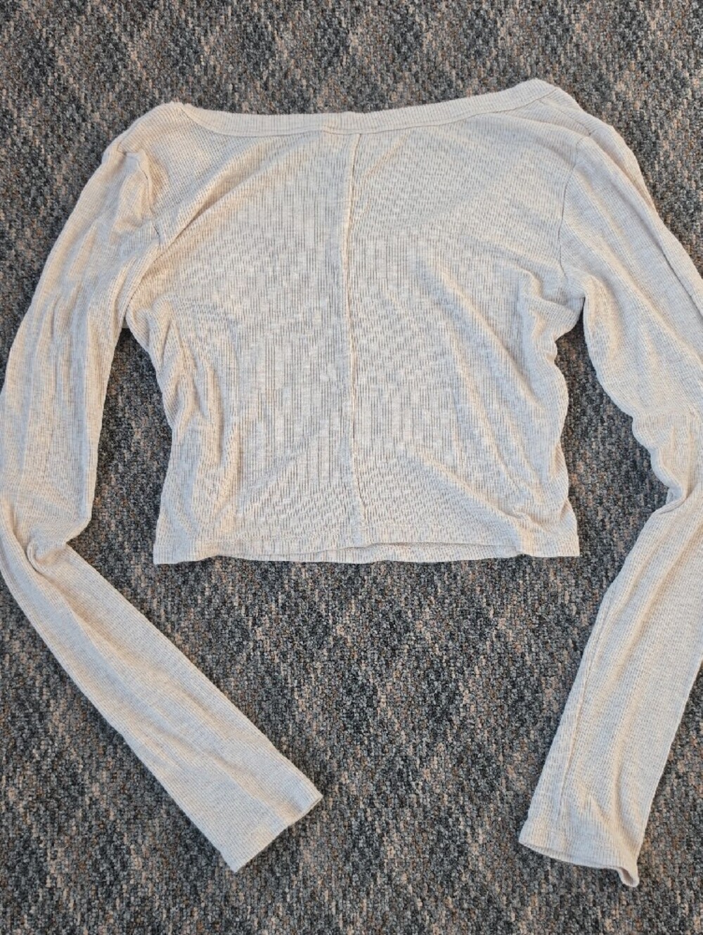 Tan Ribbed Long Sleeve Crop - Picture 5 of 5